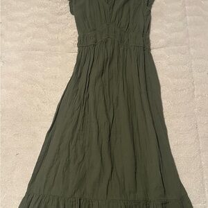 Time and Tru Forest Green Maxi Dress